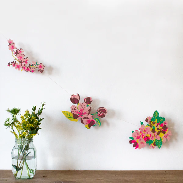 Blossom Sewn Garland - Image 4