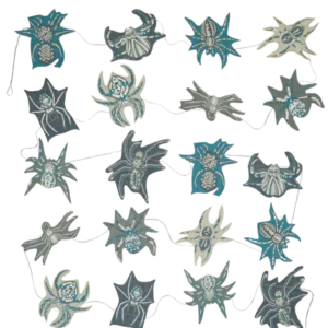 Creeping Spiders Garland