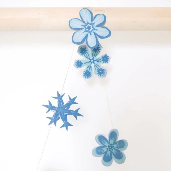 Snowflakes Garland