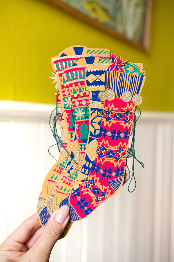 Festive Stockings Garland - Image 2